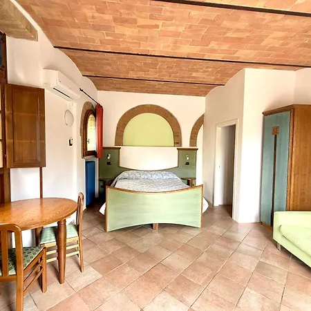 Casale Gregoriano And 2* San Gimignano