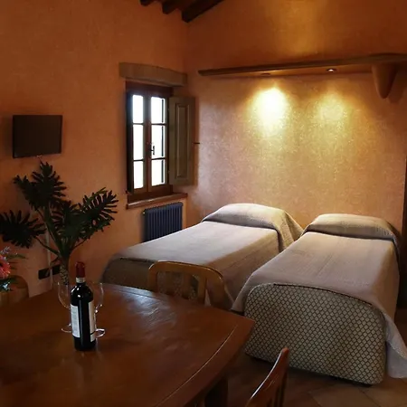 Casale Gregoriano And Bed & Breakfast 2*