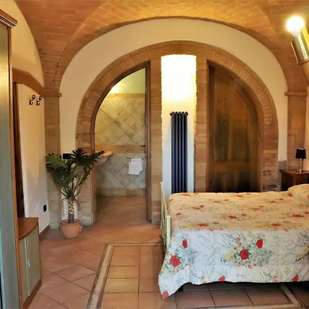 Casale Gregoriano And Bed & Breakfast 2*