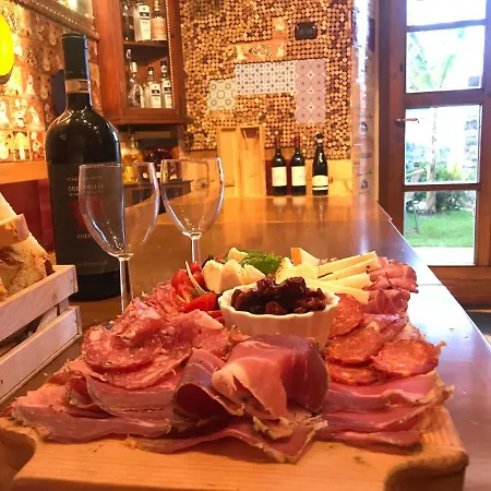 Casale Gregoriano And 2* San Gimignano