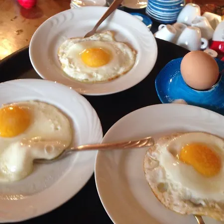 Casale Gregoriano And Bed and breakfast