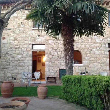 Casale Gregoriano And Bed & Breakfast 2*